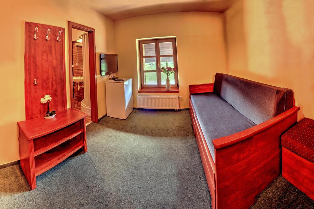 Stirinska Stodola U Prahy Hotel Kamenice Exterior foto